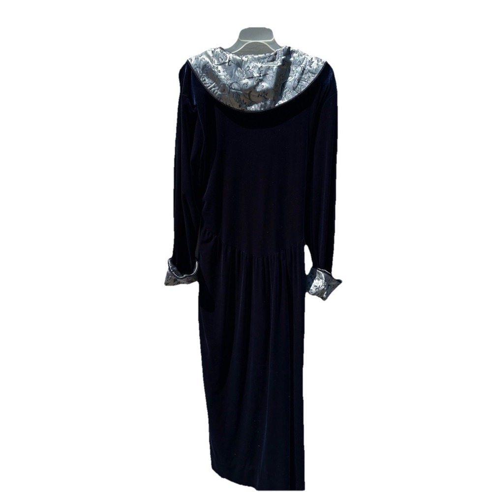 Claire's Rose Blue Velvet Robe Size M Fancy Glam Regal Cosplay Hollywood Korea - Picture 8 of 9